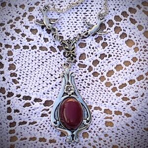 Gorgeous Red Oval Stone Pendant Silver Necklace with Bird detail gift new